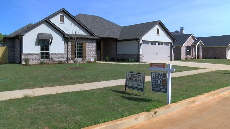 Nuevos requisitos para los préstamos FHA afectarán a los residentes no permanentes que buscan...