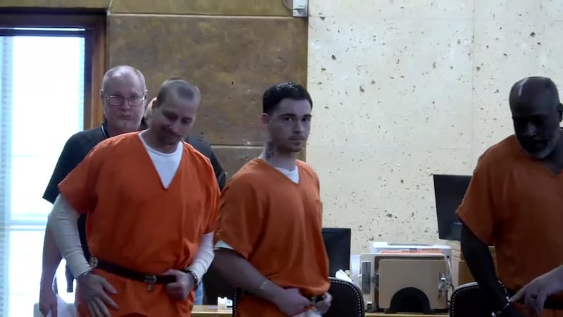 El Estado solicita la pena de muerte para un hombre acusado de un cuádruple homicidio en el...