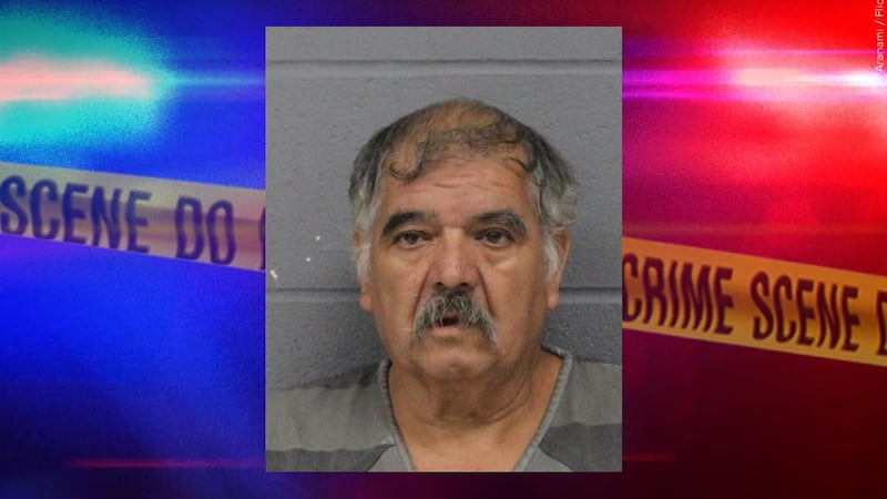 Jorge Flores-Duran, de 60 años, fue arrestado el 8 de agosto y acusado de asesinato en primer...