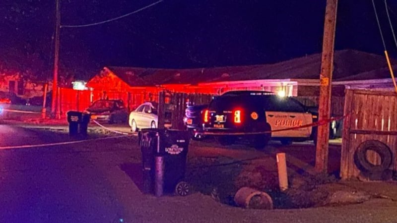 La policía de Longview dice que una persona murió en un tiroteo el lunes por la noche.