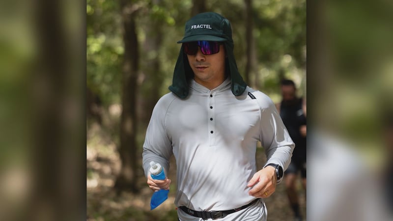 Joseph Brewer, de 29 años, comenzó su afición por correr durante su etapa en las Fuerzas...