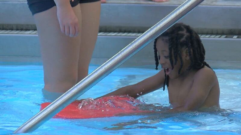 Este de Texas tendrá día de clases gratis de natación