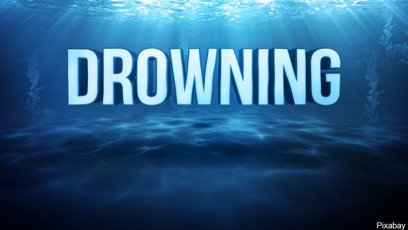 Los socorristas del condado de Cherokee recuperaron el cuerpo de un hombre de 75 años del lago...