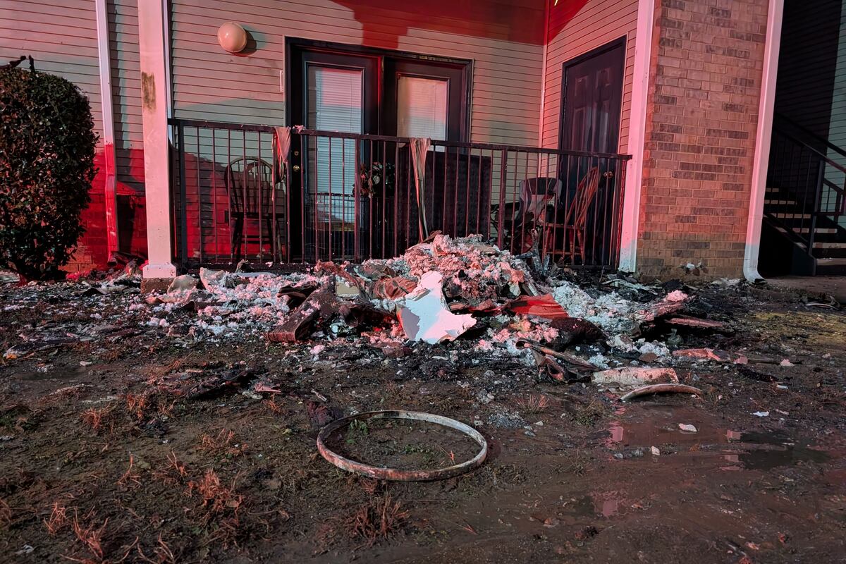 preloaded gallery image