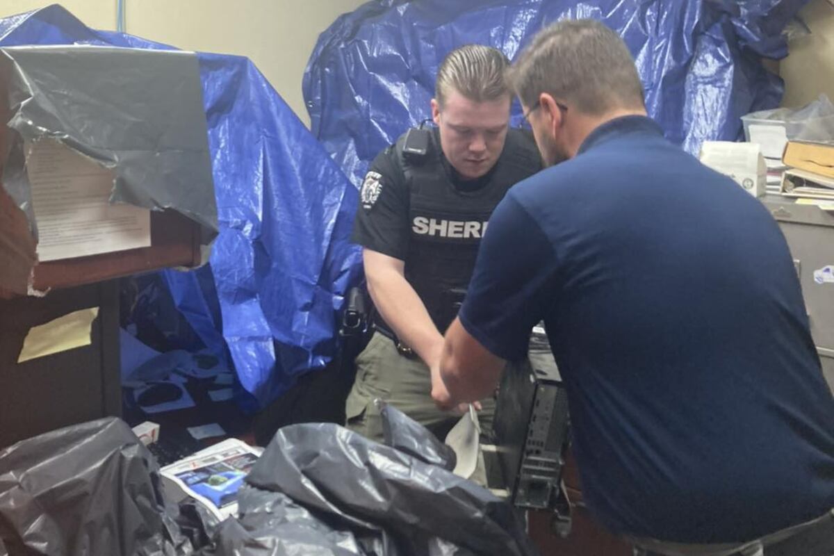 preloaded gallery image