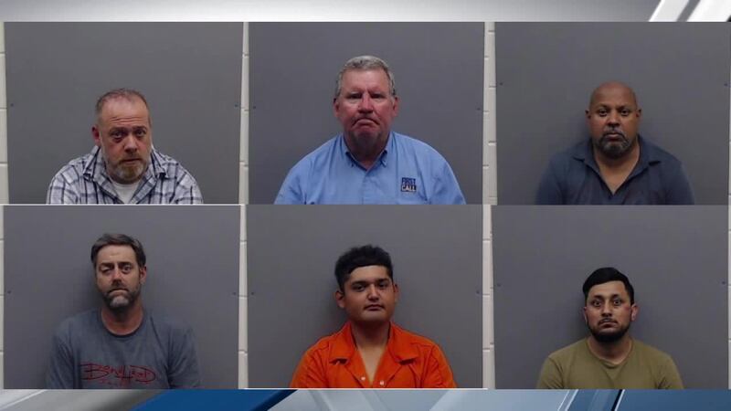 Operación encubierta de solicitación en línea en el condado de Smith genera 8 arrestos.