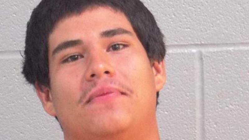 Un hombre de Midland fue detenido el miércoles por la mañana tras embestir el vehículo de una...