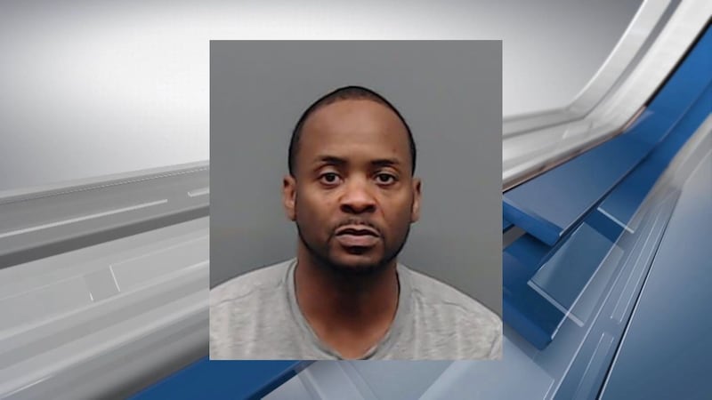 Hombre de Tyler, vinculado a cartel y secuestro, se declara culpable de cargo de drogas.