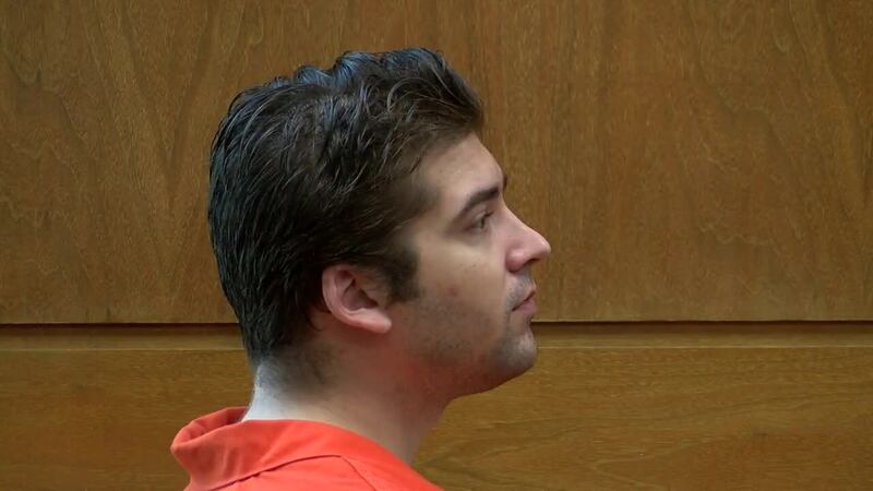 Barbero de Tyler en corte acusado por muerte asociada al fentanilo