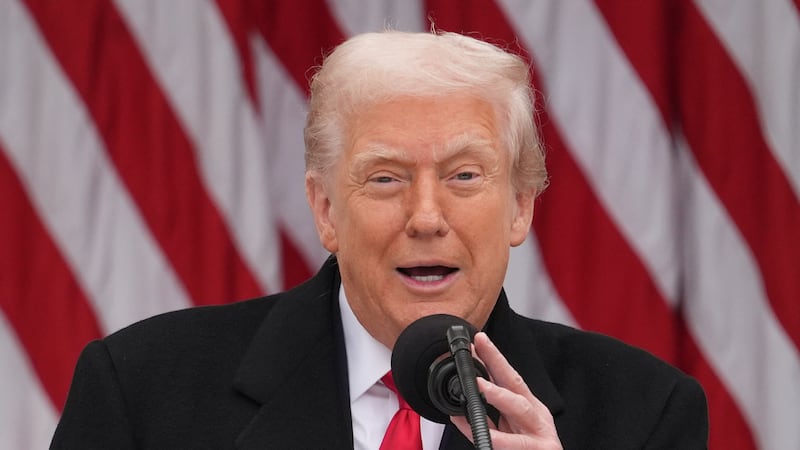 El presidente Donald Trump durante la ceremonia de indulto a los pavos de Acción de Gracias...