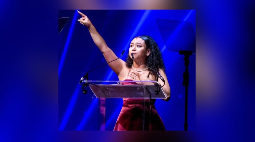 Joven Venezolana del este de Texas protagonizará la gira teatral de ‘& Juliet’