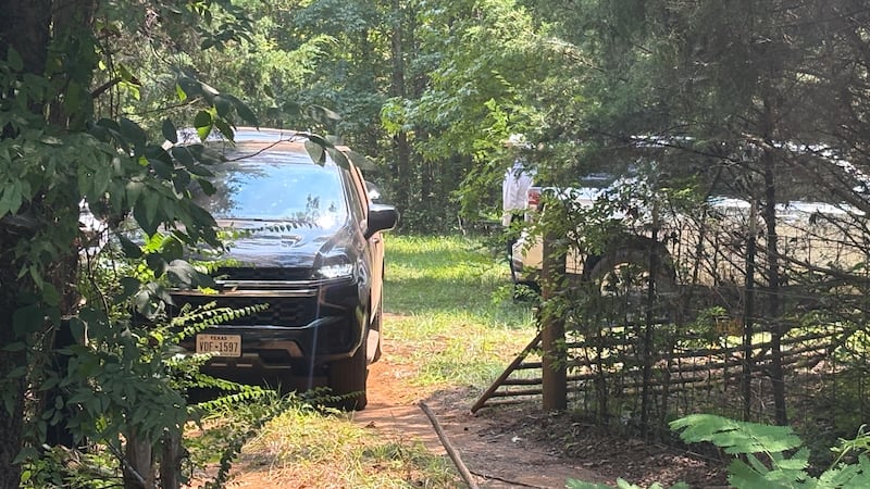 Se ha encontrado un cadáver en un estanque privado en McDougle Road.