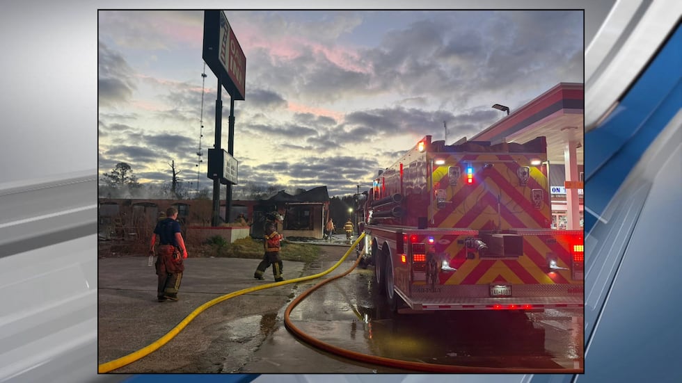 7 Oaks Inn in Polk County destoyed in fire.