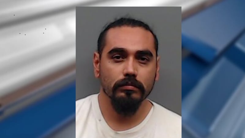 Elmer Villegas Guerrero se encuentra en la cárcel del condado de Smith.