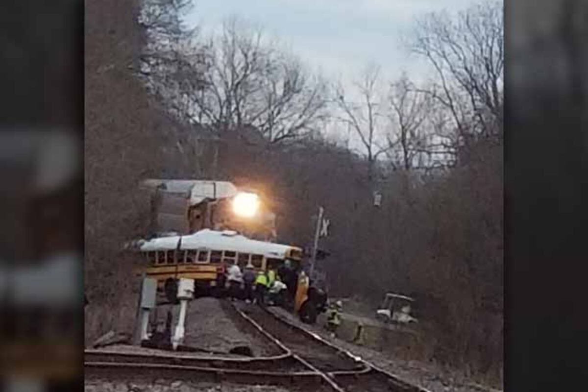 preloaded gallery image