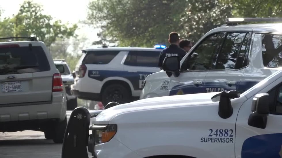 La policía está investigando un tiroteo ocurrido en la calle Shaw, en Tyler.