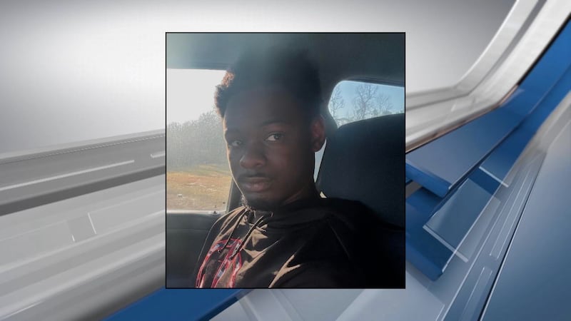 Devonta Spikes, de 24 años y residente de Newton.