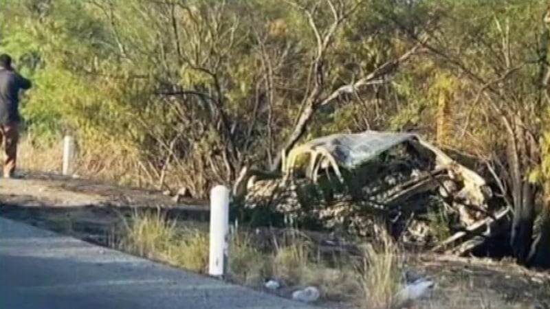 Cinco persona perdieron la vida y otra decena resultaron heridas en un accidente en México.