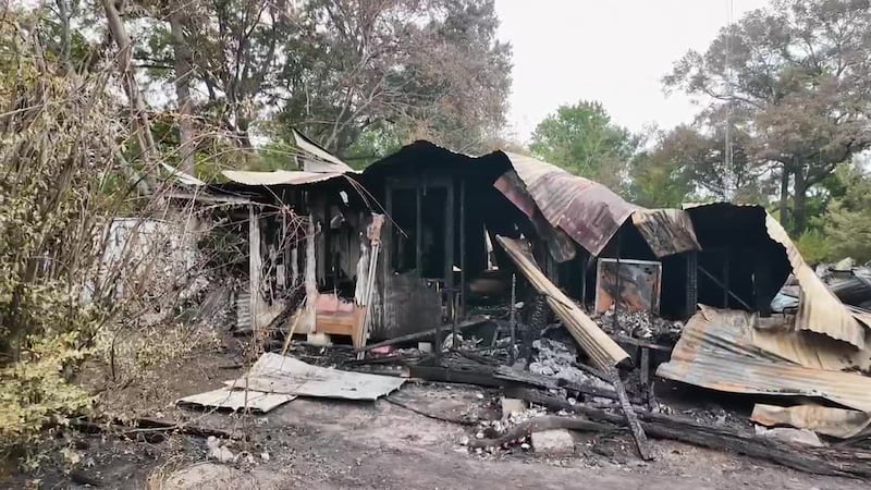 1 killed in Angelina County house fire