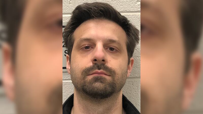 Sean Fiore, de 38 años, fue sentenciado a 27 años de prisión.