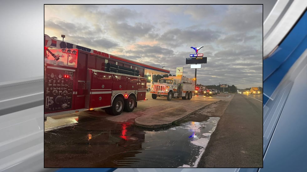 7 Oaks Inn in Polk County destoyed in fire.