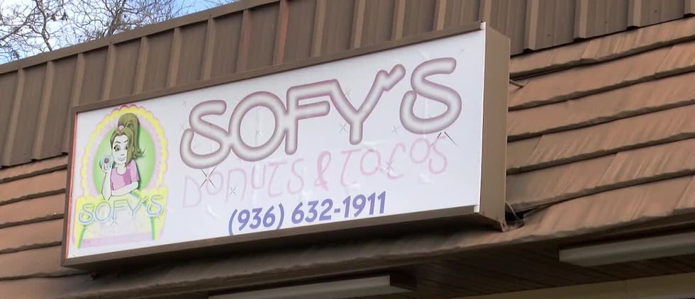 La policía de Lufkin busca al ladrón de una tienda de donas y tacos