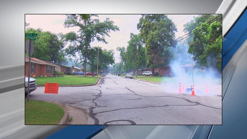 La empresa de servicios de agua de Tyler está realizando pruebas de humo en el sistema de...