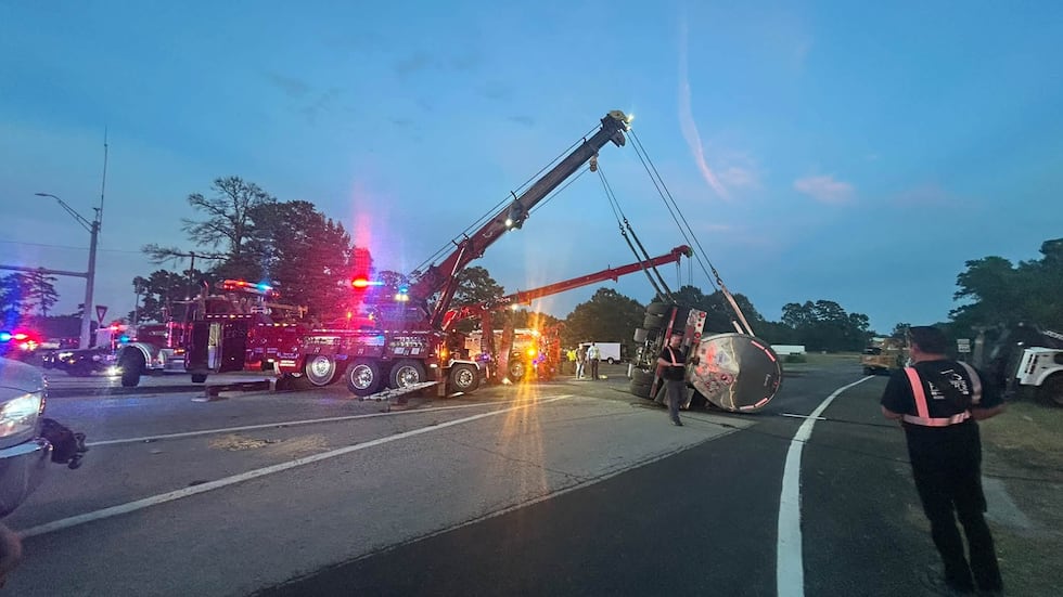 18-wheeler carrying 5,500 gallons of fuel overturns in Gladewater