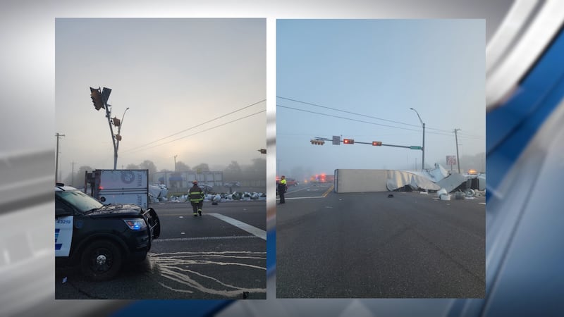 Accidente de camión de 18 ruedas y escombros cierran la carretera U.S. 59 en Marshall.
