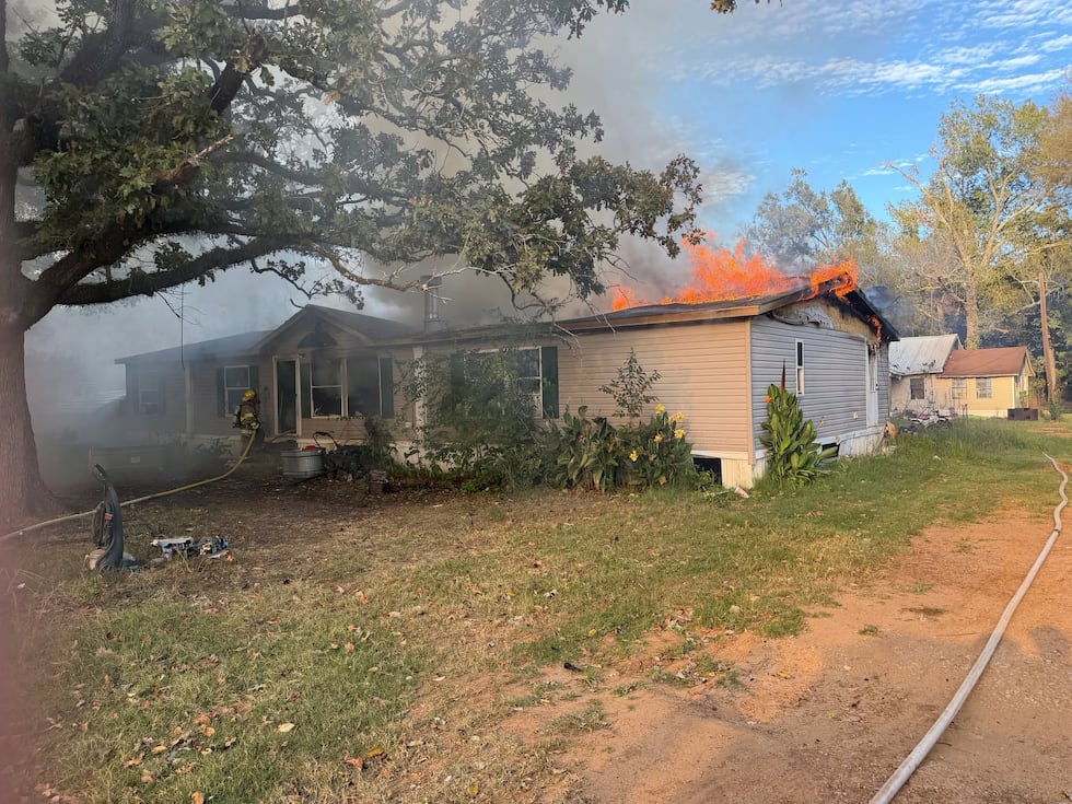 7 residents displaced following house fire in Nacogdoches County