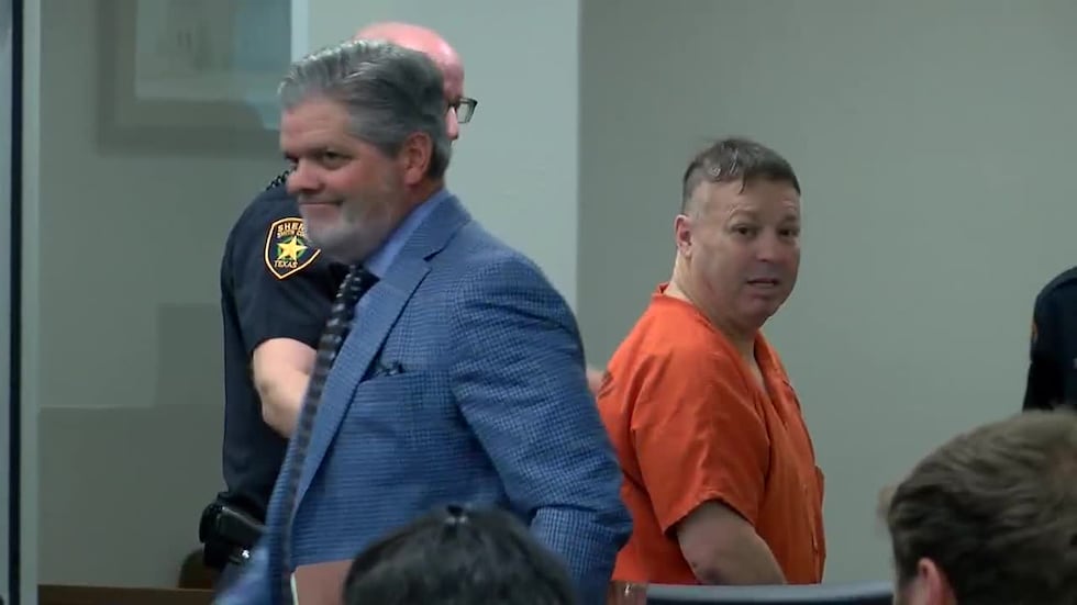 Scotty Lee Goble, de 54 años, de Frost, está acusado del asesinato a tiros de Heriberto...