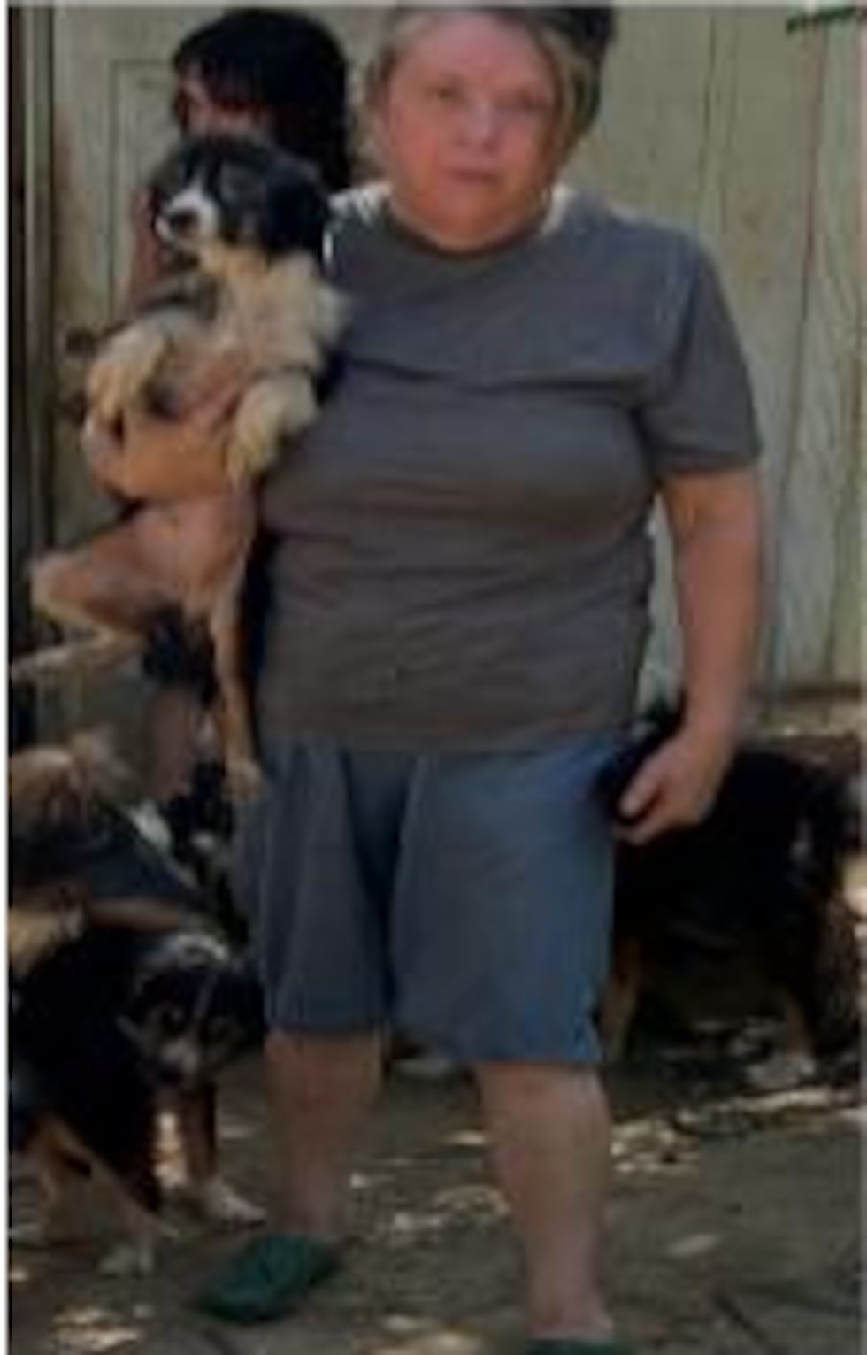 Smith County woman wanted after 38 dogs found in poor living conditions