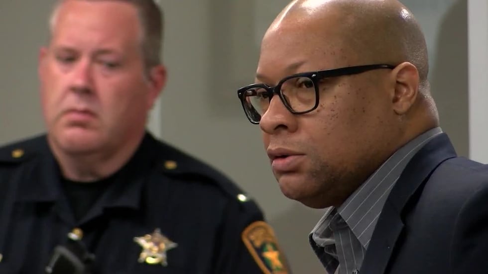 Christopher Tilley apologizes for shooting his father to death.