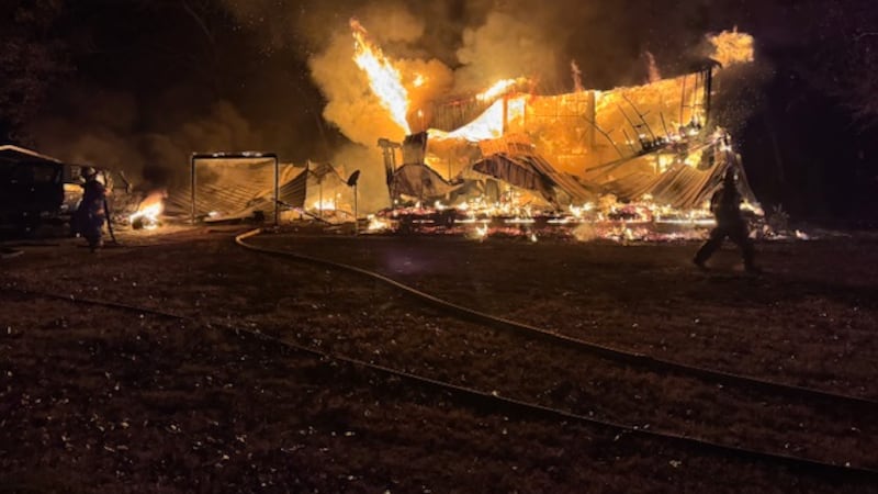 Casa destruida en incendio en el condado de Van Zandt el jueves por la noche