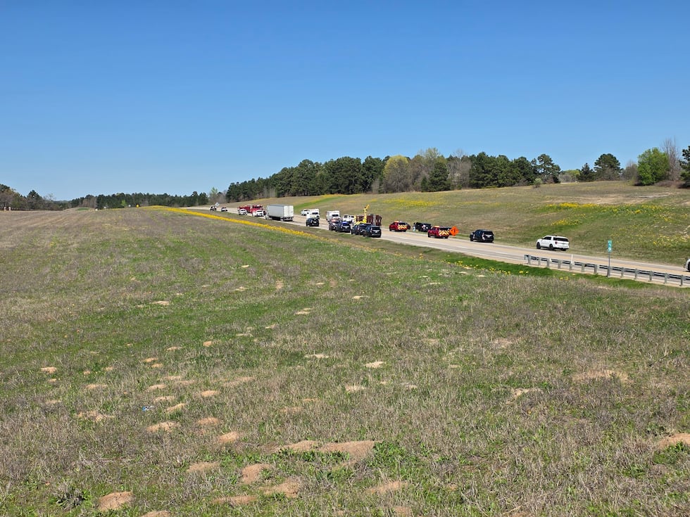1 muerto y al menos 3 heridos en un accidente en la autopista Toll 49