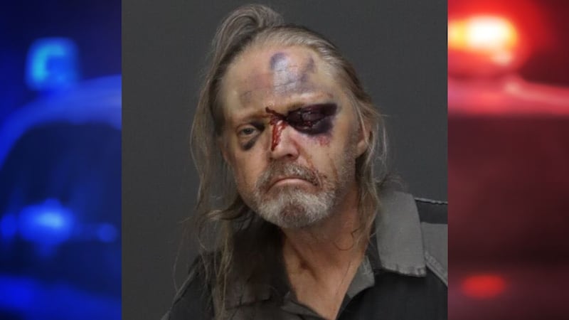 Declaración jurada: Hombre del Condado de McLennan saca arma, es abordado por varias personas