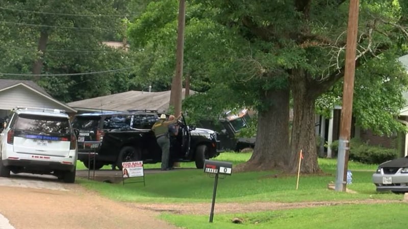 Lufkin police are engaged in a standoff on Brasell Street.