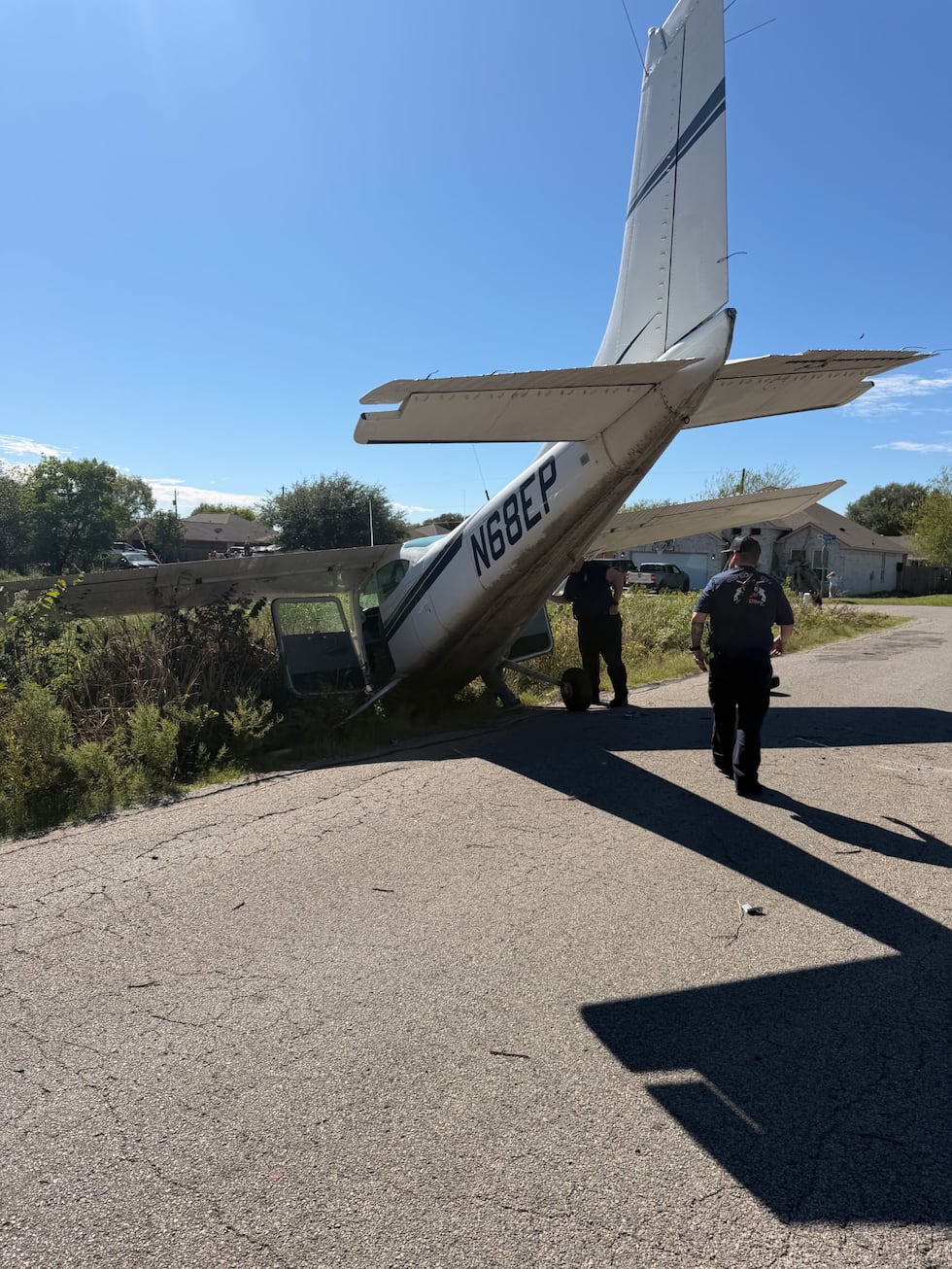 Reports of downed aircraft in Gun Barrel City, police say