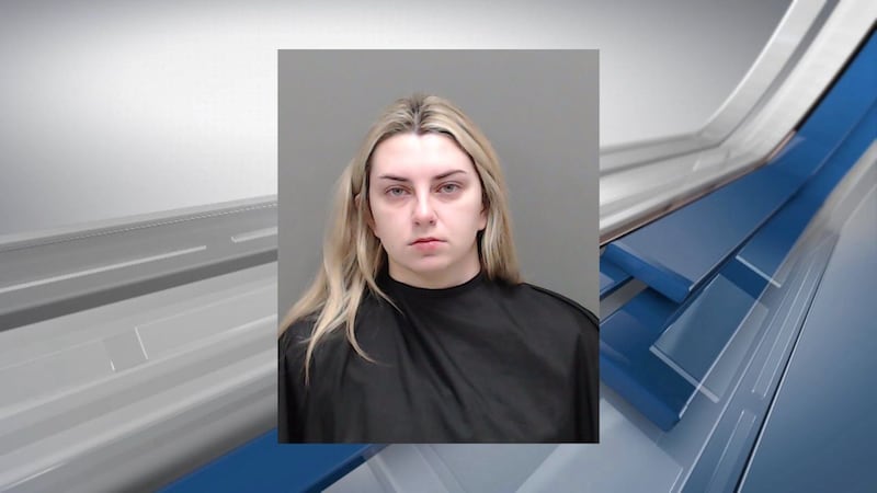 Audiencia preliminar de ex profesora de Marshall ISD acusada de relación inapropiada pospuesta...