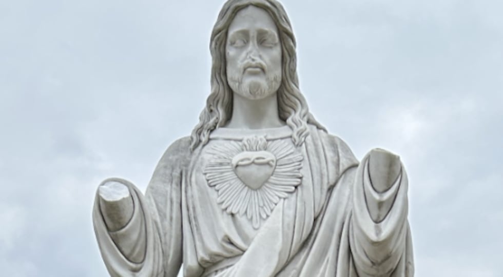 The Smith County Sheriff’s Office is investigating after a Jesus statue was vandalized at an...