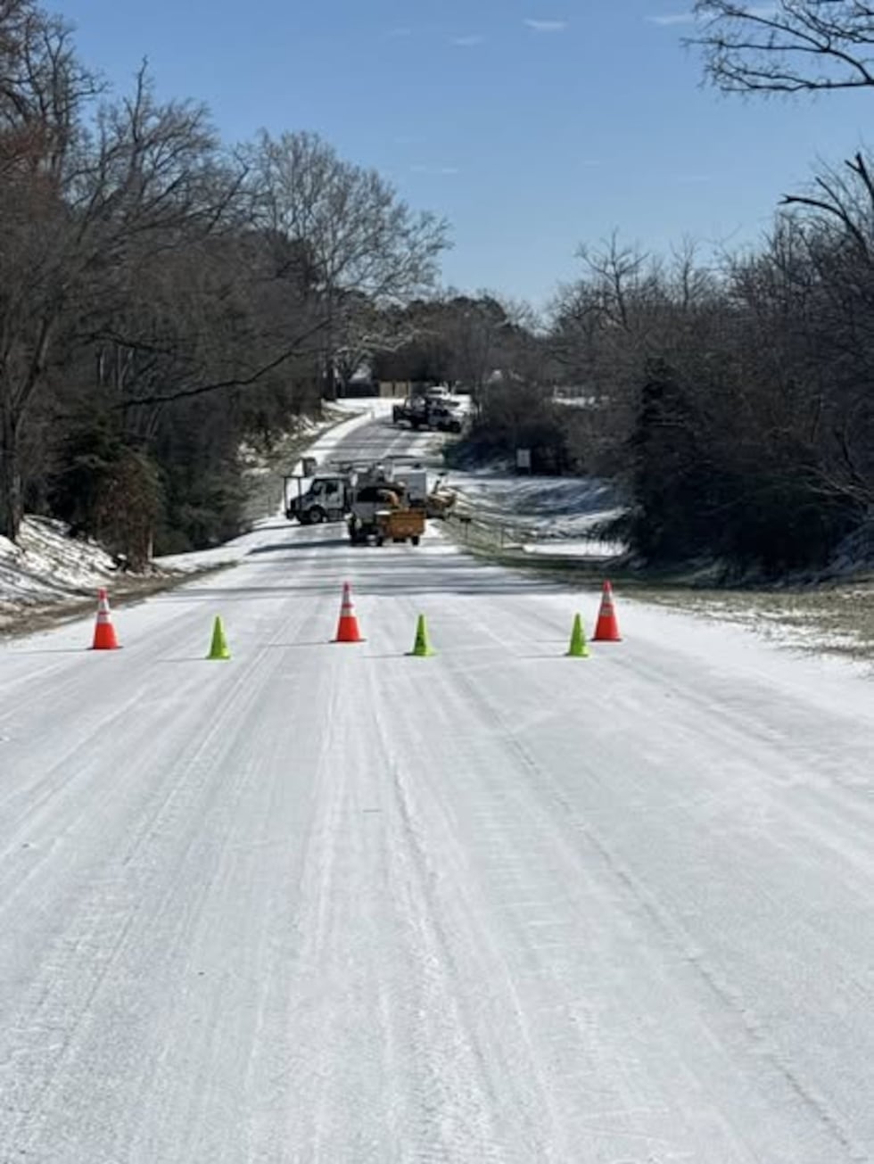 FM 849 is shut down between I-20 and Toll 49.