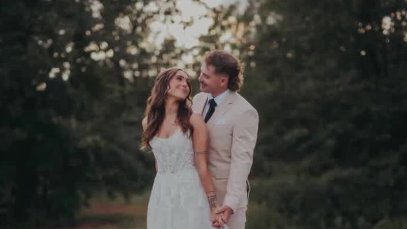 “Rezando y esperando”: Recién casados de Longview se quedan atrapados en Jamaica mientras se...