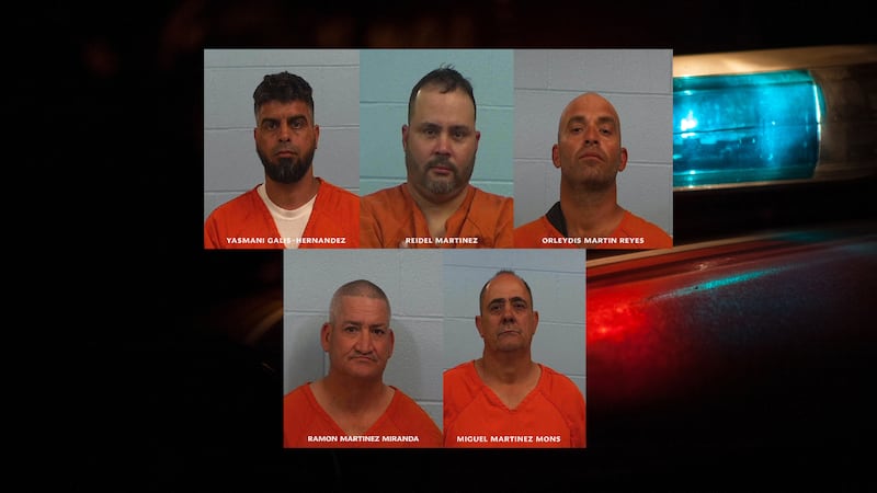 Ramón Martínez Miranda, de 50 años; Miguel Martínez Mons, de 58; Orleydis Martín Reyes, de 42;...