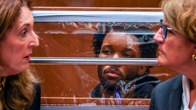 David Anthony Burke, cuyo nombre artístico es D4vd, comparece ante el juez el lunes 20 de...