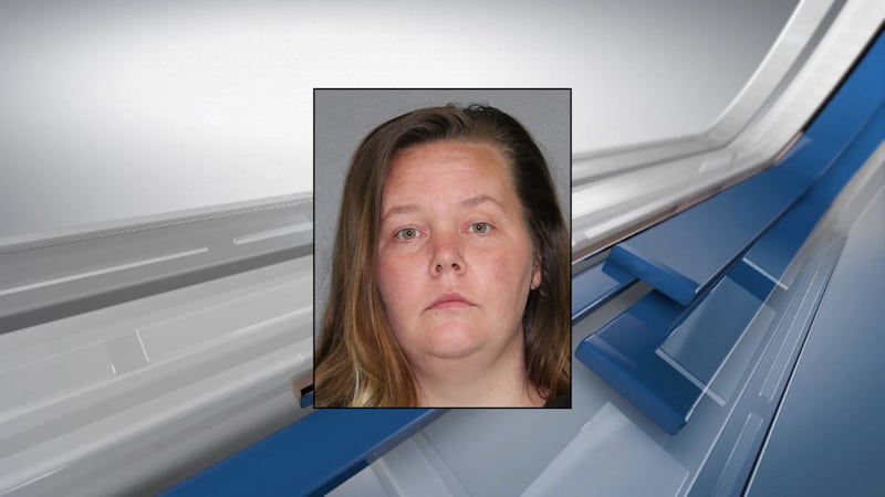 Mujer de Zavalla es condenada a 3 años de prisión por tatuar a sus hijos a la fuerza