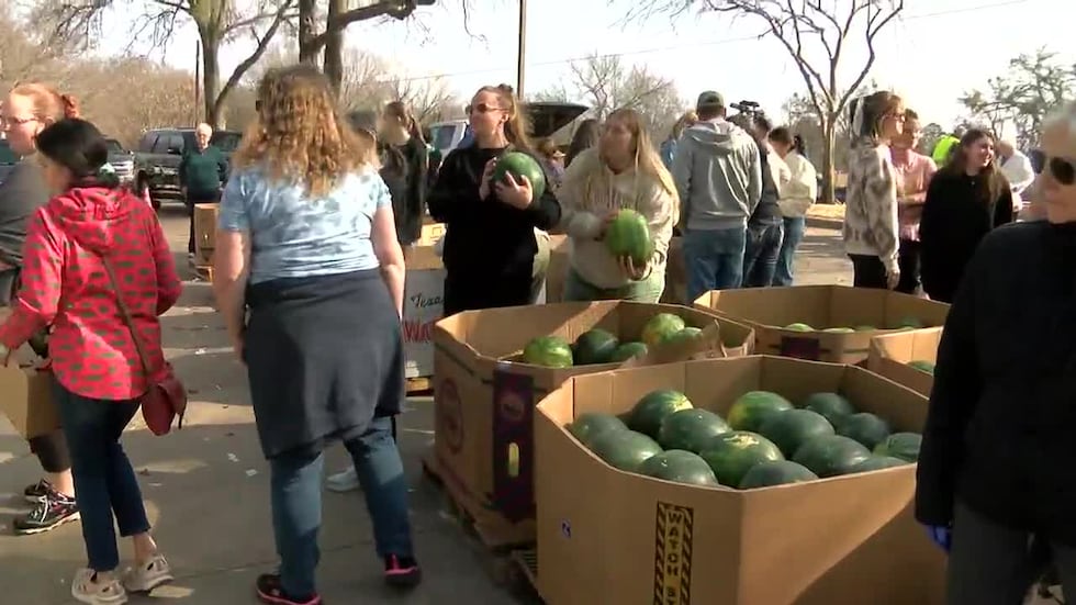 Tyler church hosts mobile food pantry