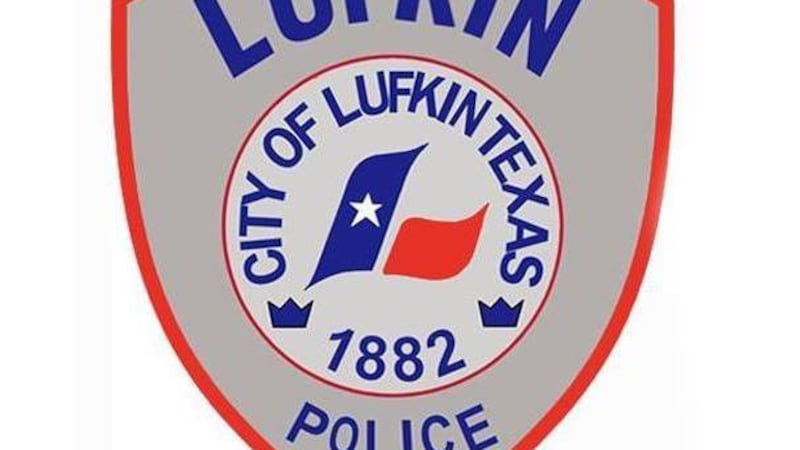 Mujer arrestada tras informes de conductor imprudente en Lufkin Loop