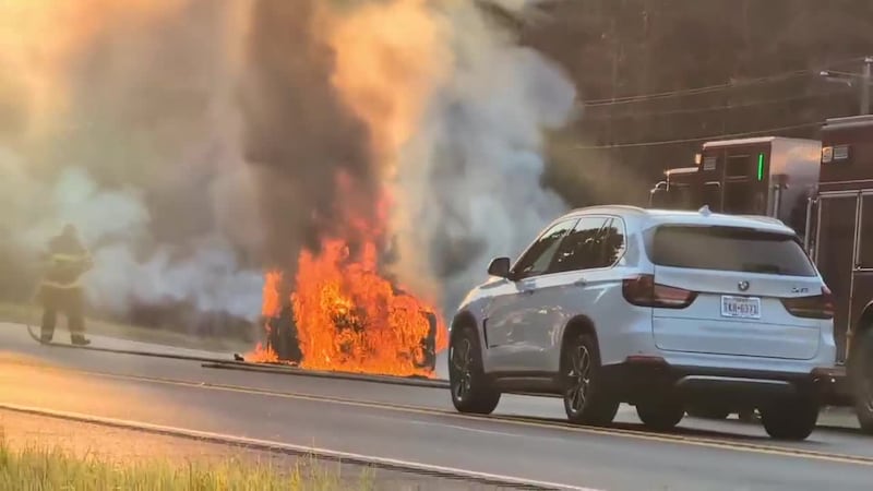WATCH: Smith County Emergency Services put out car burning on Hwy 31