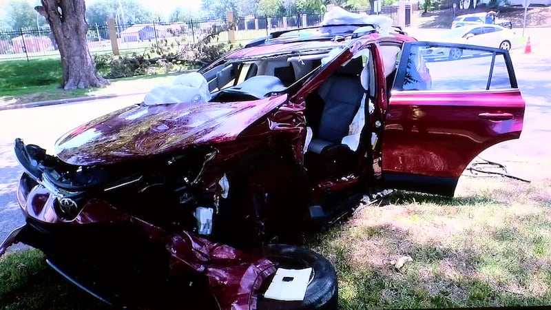 Trial begins for Tyler man accused of killing 2 in wreck while driving modified vehicle